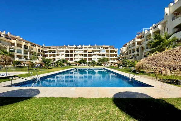 Foto van Strandappartement in Roquetas de Mar - Vakantiehuis in Roquetas de Mar - PoolOfHouse