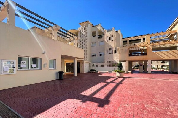 Foto van Strandappartement in Roquetas de Mar - Vakantiehuis in Roquetas de Mar - ExteriorSummer