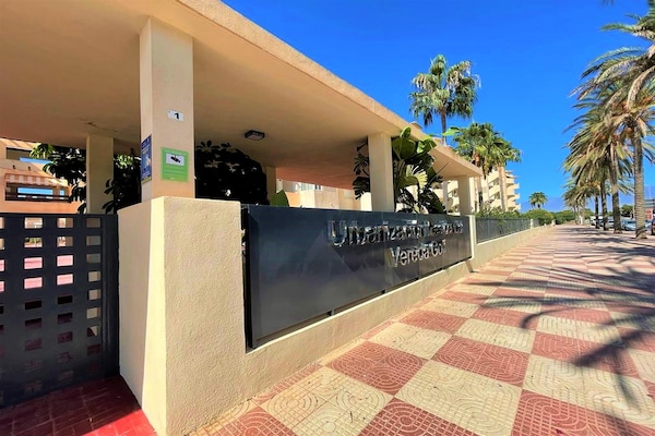 Foto van Strandappartement in Roquetas de Mar - Vakantiehuis in Roquetas de Mar - ExteriorSummer