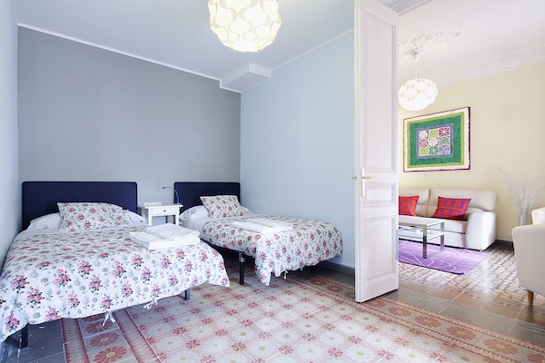 Foto van Appartement in Barcelona bij Passeig de Gràcia - Vakantiehuis in Barcelona - BedRoom