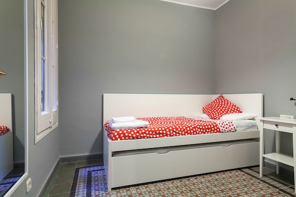 Foto van Appartement in Barcelona bij Passeig de Gràcia - Vakantiehuis in Barcelona - BedRoom