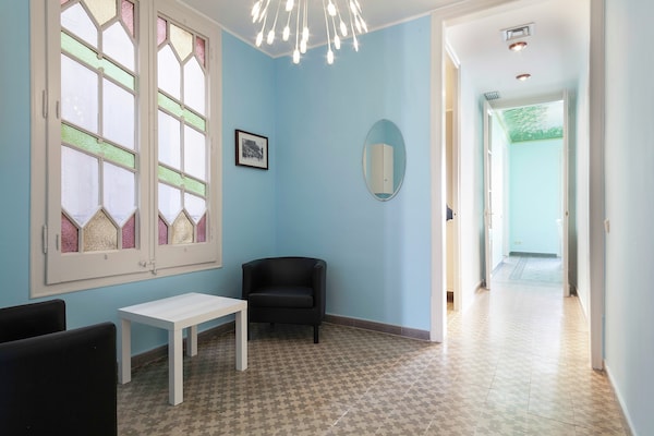 Foto van Appartement in Barcelona bij Passeig de Gràcia - Vakantiehuis in Barcelona - HallReception