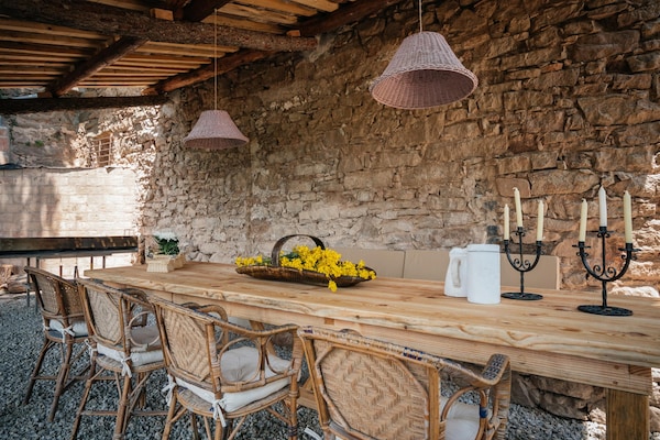 Foto van Landhuis bij Pedraforca Bergen - Vakantiehuis in Castellnou de Bages - GardenSummer