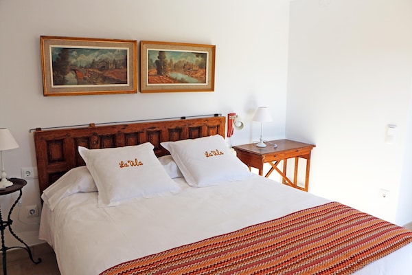 Foto van Landhuis bij Pedraforca Bergen - Vakantiehuis in Castellnou de Bages - BedRoom
