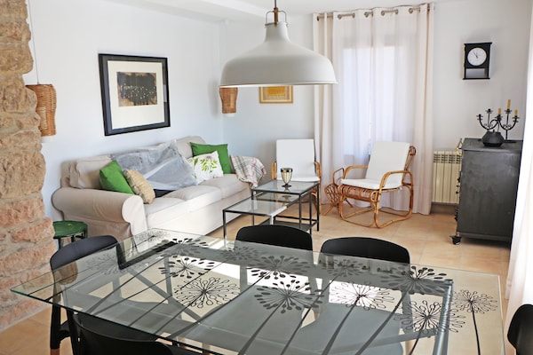 Foto van Landhuis bij Pedraforca Bergen - Vakantiehuis in Castellnou de Bages - LivingRoom