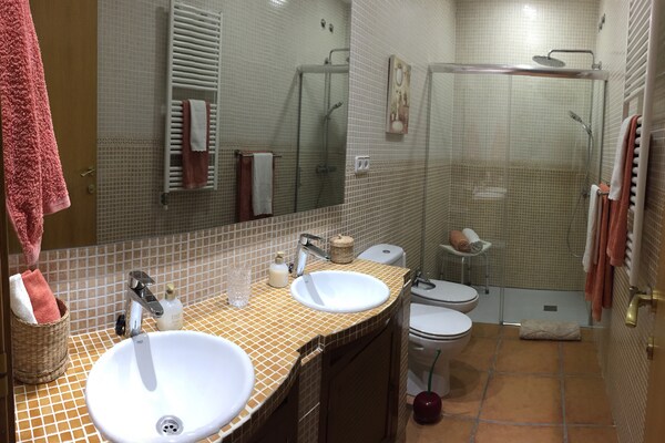 Foto van Villa in Mas Mora bij Costa Brava stranden - Vakantiehuis in Tordera - BathRoom