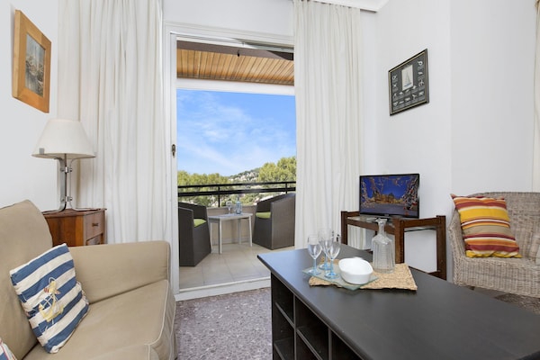 Foto van Appartement in Llafranc met zeezicht - Vakantiehuis in Llafranc - LivingRoom