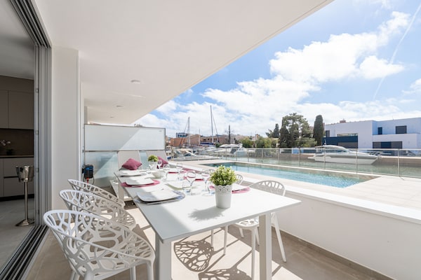 Foto van Appartement in Roses bij Strand & Zwembad - Vakantiehuis in Rosas / Roses - Outdoor