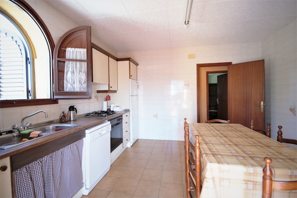Foto van Vakantiehuis in Vila-sacra bij stranden en Aquabrava - Kitchen