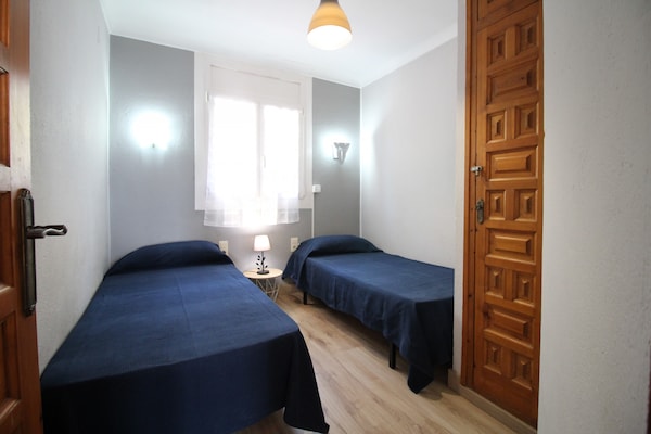 Foto van Appartement in Empuriabrava bij Kanaal & Strand - Vakantiehuis in Empuriabrava - BedRoom