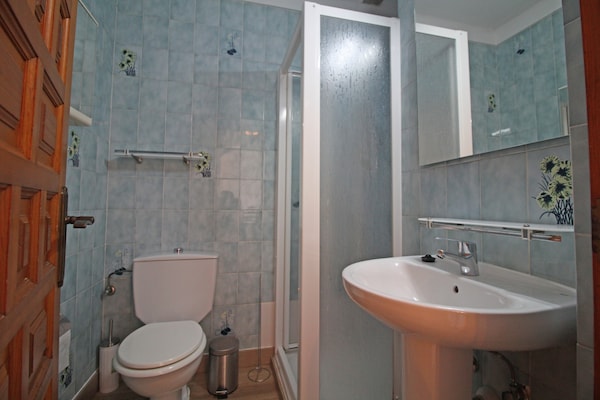 Foto van Appartement in Empuriabrava bij Kanaal & Strand - Vakantiehuis in Empuriabrava - BathRoom