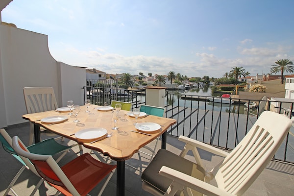 Foto van Appartement in Empuriabrava bij Kanaal & Strand - Vakantiehuis in Empuriabrava - terrace