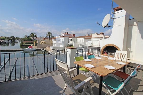 Foto van Appartement in Empuriabrava bij Kanaal & Strand - Vakantiehuis in Empuriabrava - terrace