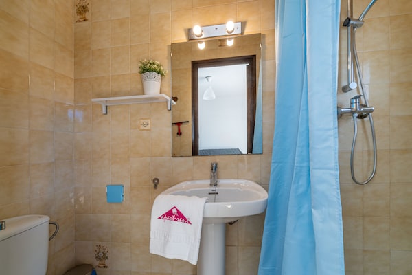 Foto van Villa in Empuriabrava bij Zandstrand - Vakantiehuis in Empuriabrava - BathRoom