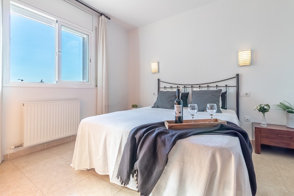 Foto van Villa in Empuriabrava met privézwembad - Vakantiehuis in Empuriabrava - BedRoom