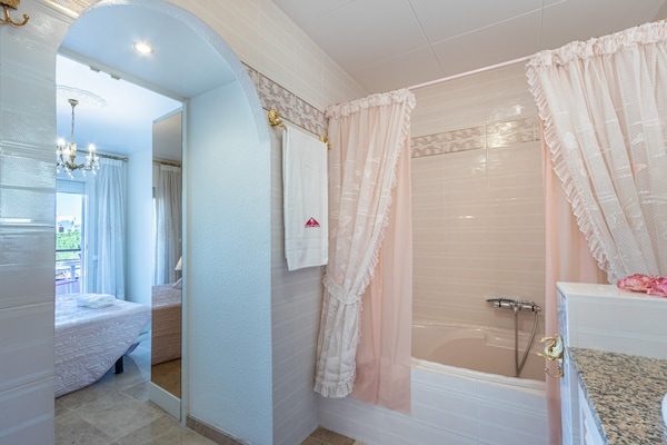 Foto van Appartement in Empuriabrava bij Strand - Vakantiehuis in Empuriabrava - BathRoom