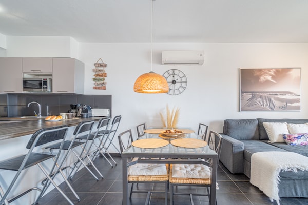 Foto van Appartement in Empuriabrava met Zwembad & Uitzicht - DiningRoom