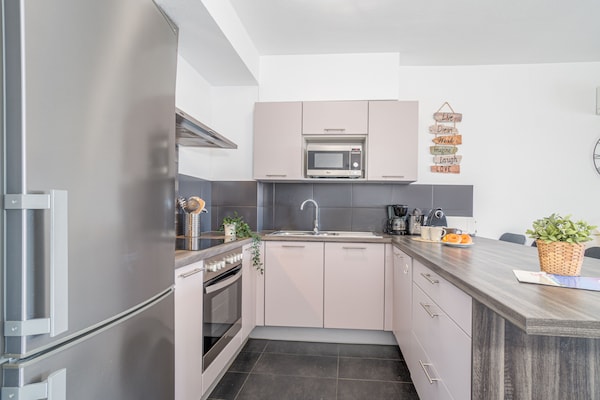 Foto van Appartement in Empuriabrava met Zwembad & Uitzicht - Kitchen