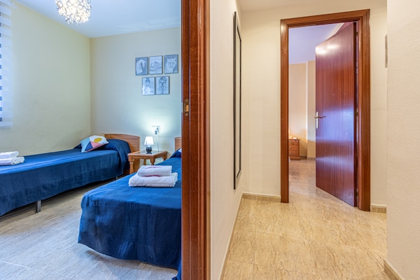 Foto van Appartement in Empuriabrava aan het Strand - Vakantiehuis in Empuriabrava - BedRoom