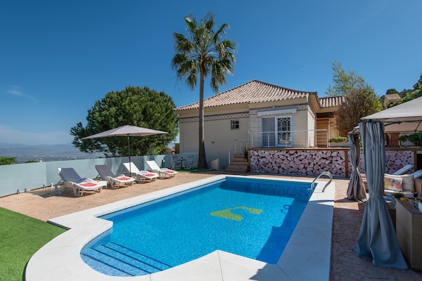 Foto van 3-slaapkamerappartement met privétuin - Vakantiehuis in Pinos de Alhaurín - PoolOfHouse