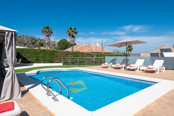 Foto van 3-slaapkamerappartement met privétuin - Vakantiehuis in Pinos de Alhaurín - PoolOfHouse