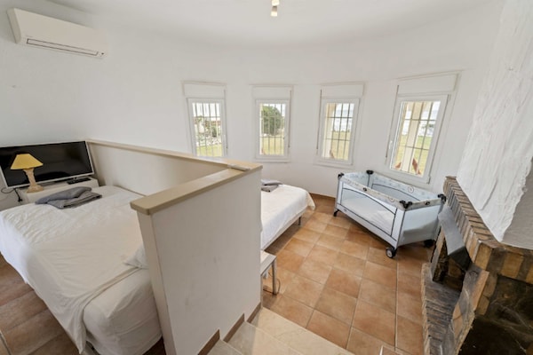 Foto van Villa aan het strand voor 7 personen met zwembad - Vakantiehuis in Marbella - BedRoom