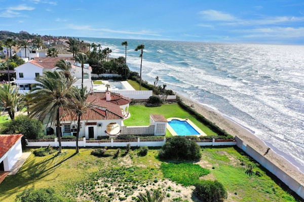 Foto van Villa aan het strand voor 7 personen met zwembad - Vakantiehuis in Marbella - Outdoor
