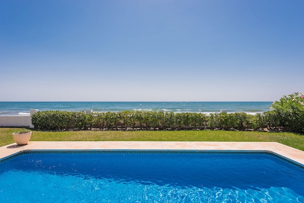 Foto van Villa aan het strand voor 7 personen met zwembad - Vakantiehuis in Marbella - PoolOfHouse