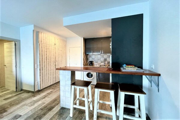 Foto van Appartement aan het strand met terras - Vakantiehuis in Benalmádena - Kitchen