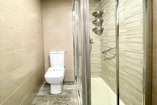 Foto van Appartement aan het strand met terras - Vakantiehuis in Benalmádena - BathRoom
