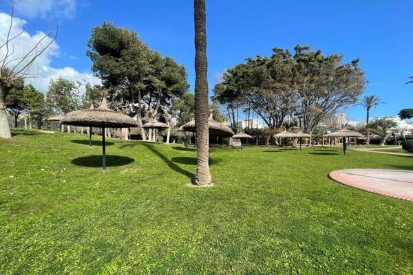 Foto van Appartement aan het strand met terras - Vakantiehuis in Benalmádena - GardenSummer