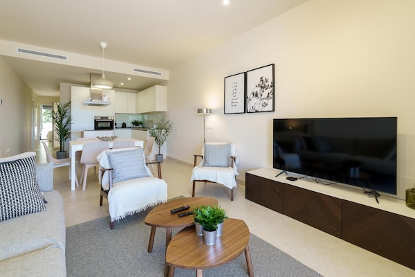 Foto van Modern appartement in Mijas Costa - Vakantiehuis in Mijas - LivingRoom