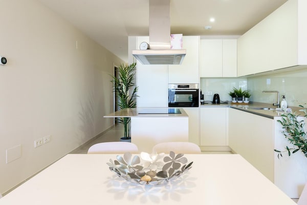 Foto van Modern appartement in Mijas Costa - Vakantiehuis in Mijas - Kitchen