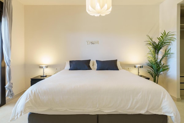 Foto van Modern appartement in Mijas Costa - Vakantiehuis in Mijas - BedRoom