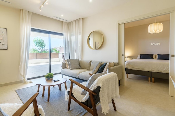 Foto van Modern appartement in Mijas Costa - Vakantiehuis in Mijas - LivingRoom