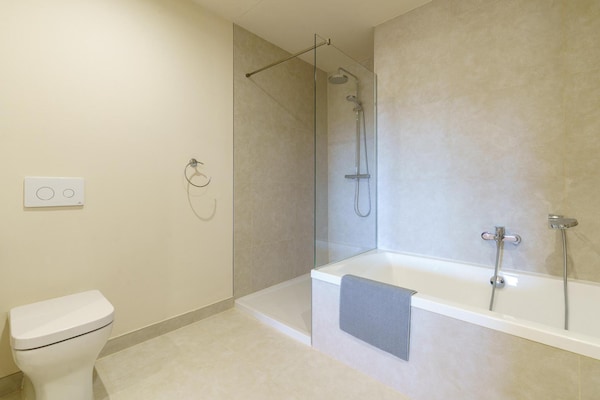 Foto van Modern appartement in Mijas Costa - Vakantiehuis in Mijas - BathRoom
