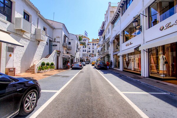 Foto van Appartement in Puerto Banús voor 8 personen - Vakantiehuis in Marbella - AreaSummer1KM