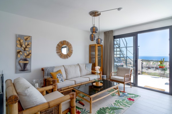 Foto van Elegante villa voor drie gasten in Nerja - Vakantiehuis in Nerja - LivingRoom