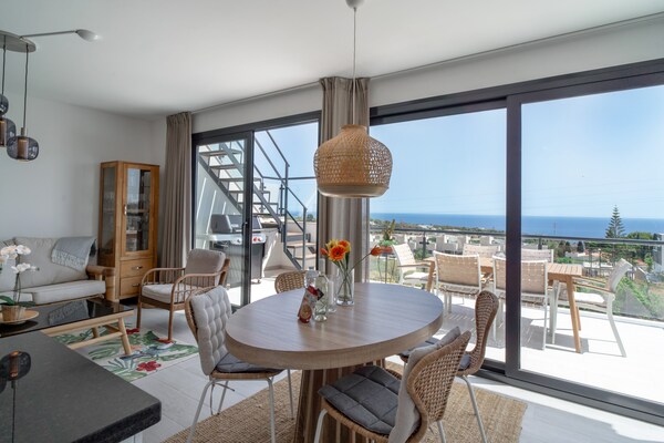 Foto van Elegante villa voor drie gasten in Nerja - Vakantiehuis in Nerja - DiningRoom