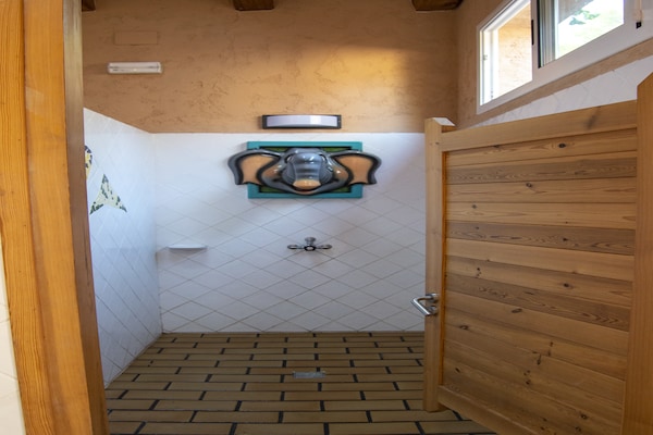 Foto van Bungalow aan Spaanse kust met zandstranden - Vakantiehuis in La Torre del Sol, Tarragona - BathRoom