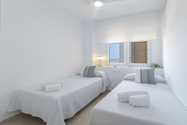 Foto van 25. AG LAS SIRENAS 4 - Vakantiehuis in Playa de Gandía - Untagged
