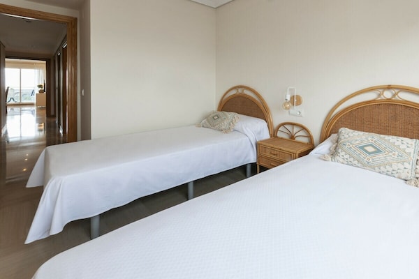 Foto van 43. AG AIGUABLAVA 9-5 - Vakantiehuis in Playa de Gandía - Untagged