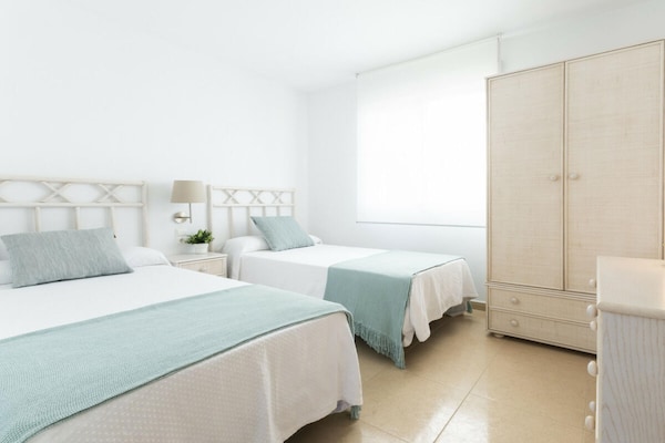 Foto van 59. AG TERRANOVA 12 - Vakantiehuis in Playa de Gandía - BedRoom