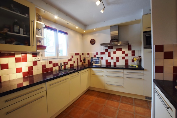 Foto van Idyllische villa met zwembad - Vakantiehuis in Les Mazes - Kitchen