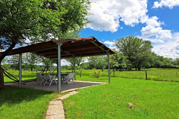 Foto van Comfortabel vakantiehuis met ruime tuin - Vakantiehuis in Vieure - GardenSummer