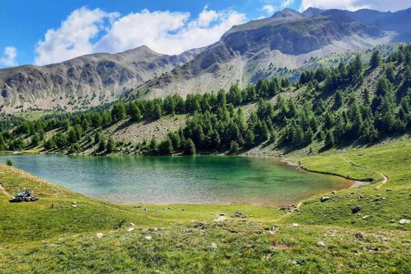 Foto van Chalet in Praroustan met Uitzicht op Bergen - Vakantiehuis in PRA LOUP 1500 - AreaSummer20KM
