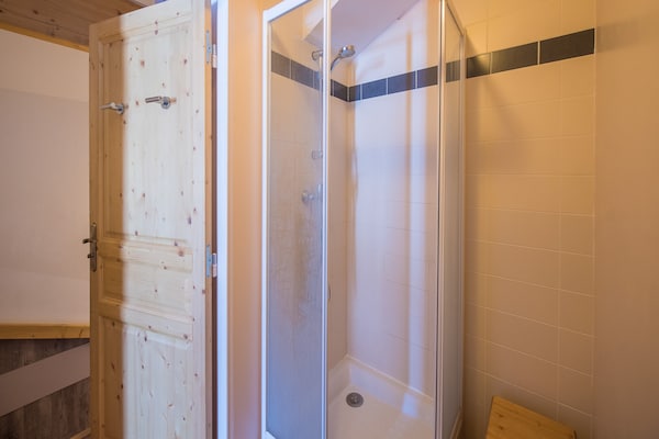 Foto van Appartement in Orcières met verwarmd zwembad - Vakantiehuis in Orcières - BathRoom