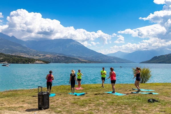 Foto van Gezellig groepsverblijf met open haard - Vakantiehuis in Chorges - AreaSummer20KM