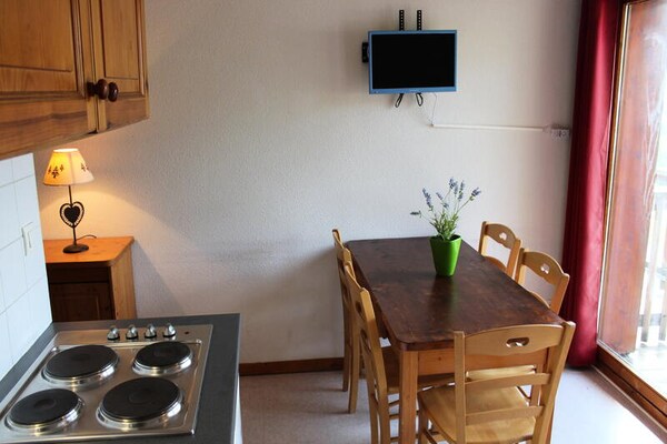 Foto van APPARTEMENT VOOR 6 PERSONEN, OP HET ZUIDEN, BALKON - Untagged