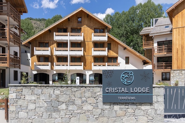 Foto van Chalet in Serre Chevalier voor gezinnen - Vakantiehuis in Saint Chaffrey - ExteriorSummer